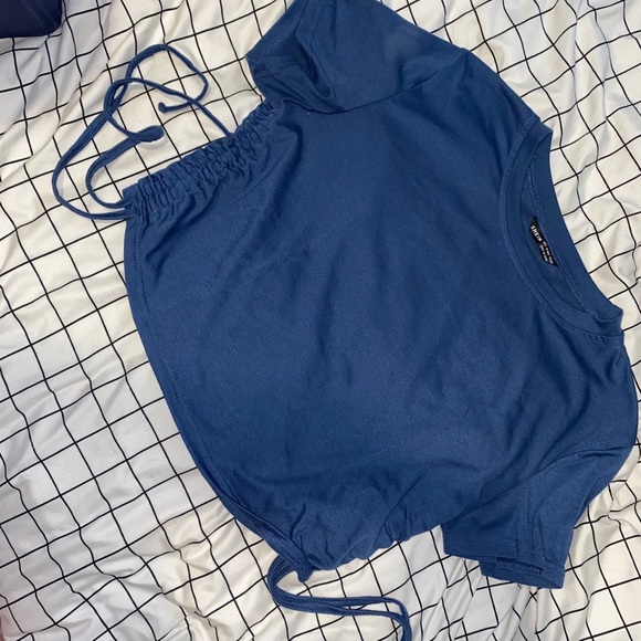 blue cropped top with side ties - Picture 2 of 3